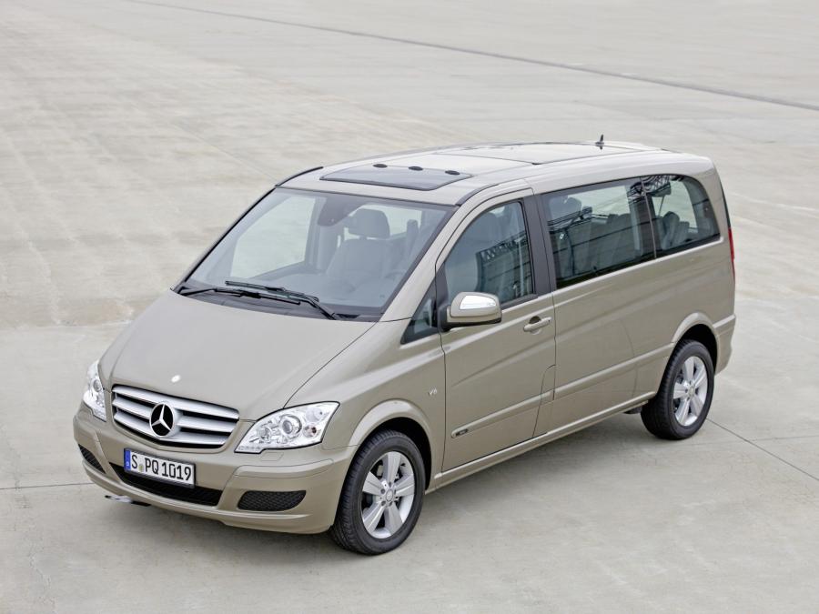  Mercedes-Benz Viano 2010 года  (фото 17 из 32)